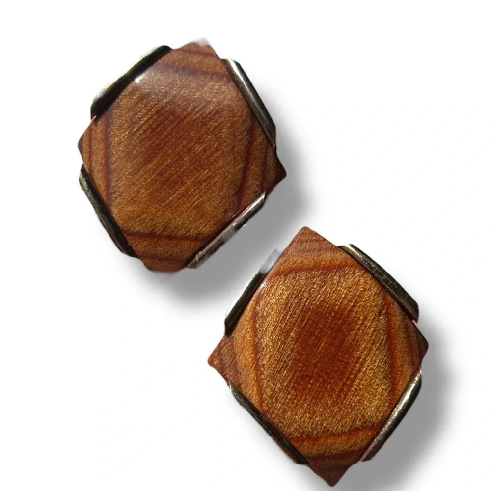 Vintage Mid-century Polished Wooden Diamond Shaped MCM Cufflinks